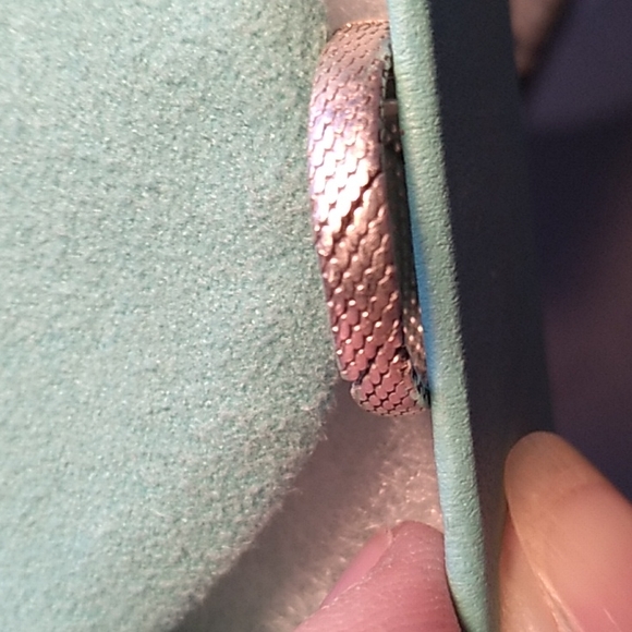 Tiffany & Co. Somerset mesh pinkie ring-has significant damage - Picture 3 of 5